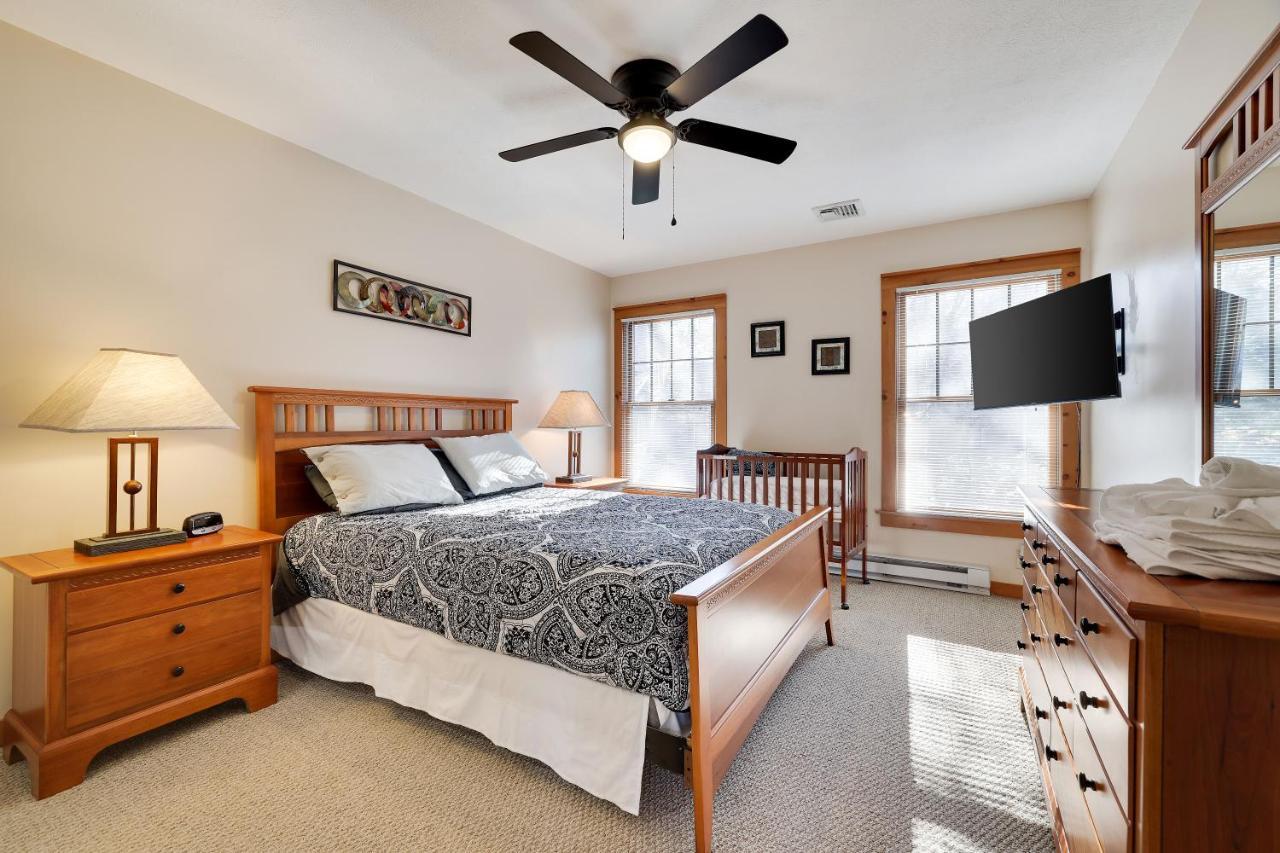 Pocono Mountain Home , Hot Tub- 1 Mile To Skiing! Таннерсвилл Экстерьер фото