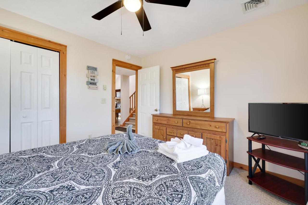 Pocono Mountain Home , Hot Tub- 1 Mile To Skiing! Таннерсвилл Экстерьер фото