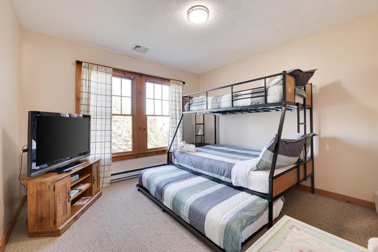 Pocono Mountain Home , Hot Tub- 1 Mile To Skiing! Таннерсвилл Экстерьер фото