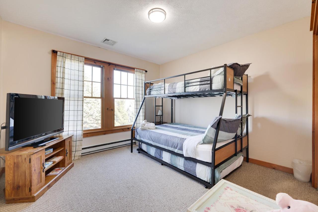 Pocono Mountain Home , Hot Tub- 1 Mile To Skiing! Таннерсвилл Экстерьер фото